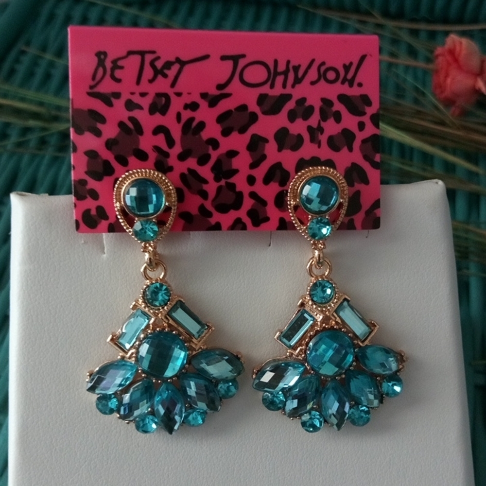 Betsy Johnson Blue Crystal Earrings - Picture 3 of 3